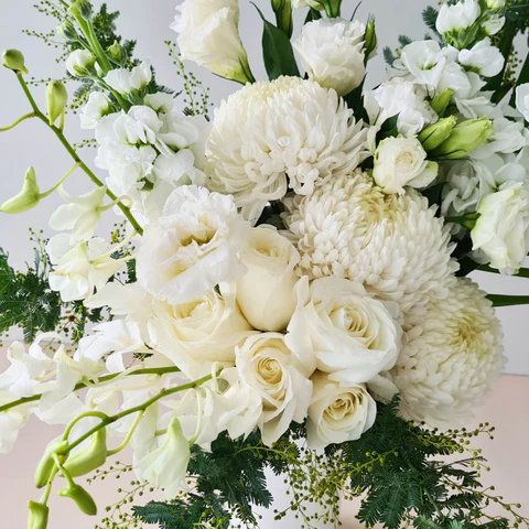 What Flowers Are Most Appropriate for a Sydney Funeral — and What Should You Avoid?