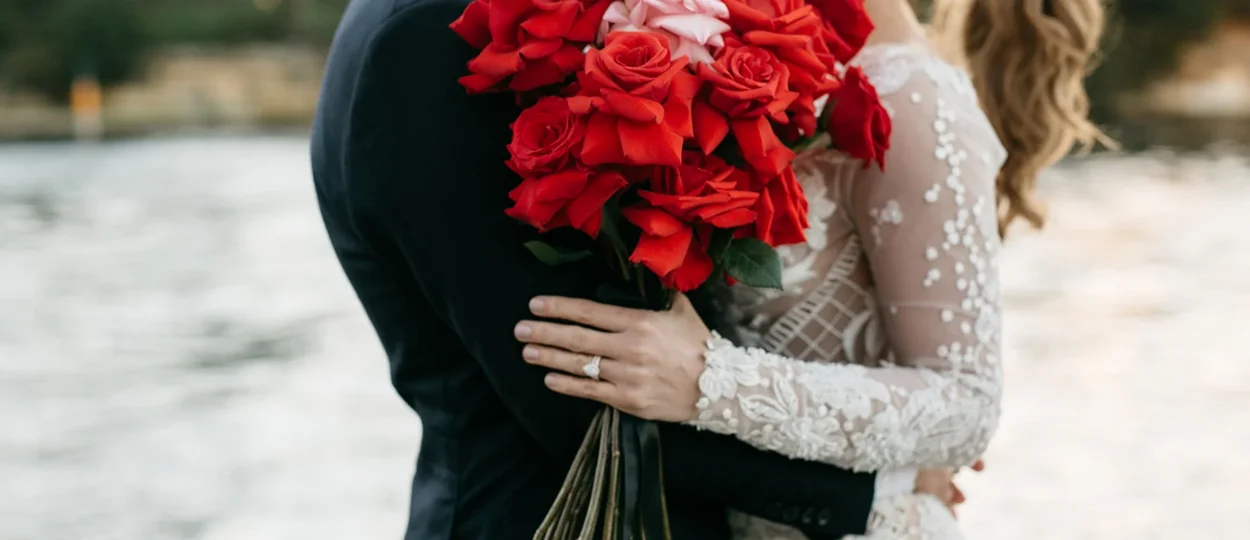 Wedding Flowers Australia: Working With Our Seasons Instead of Against Them